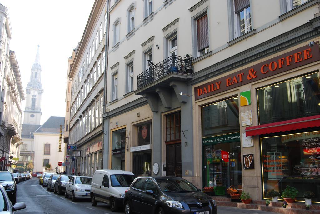 Happy Hostel Budapest Luaran gambar