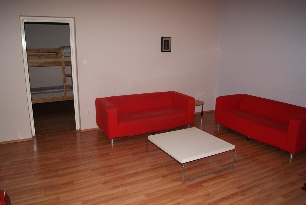 Happy Hostel Budapest Luaran gambar
