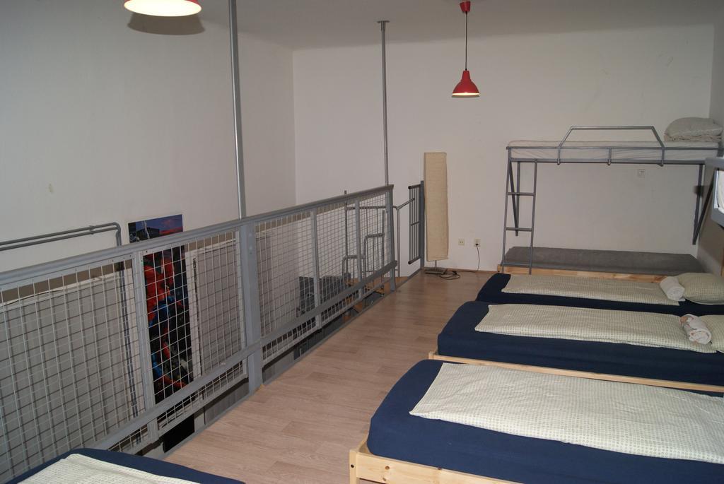 Happy Hostel Budapest Bilik gambar
