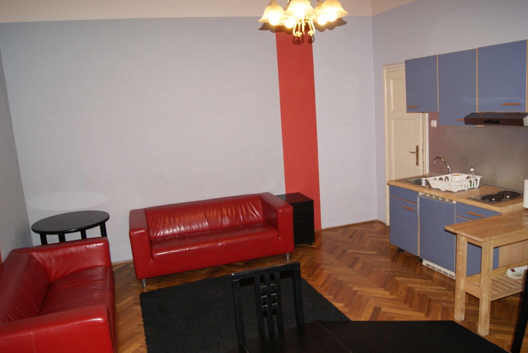 Happy Hostel Budapest Luaran gambar