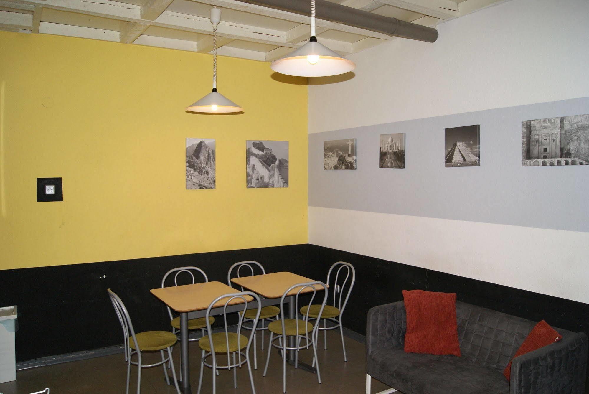 Happy Hostel Budapest Luaran gambar